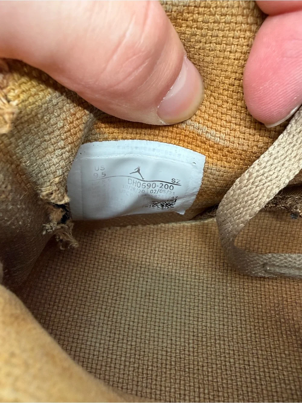 Travis Scott Jordan 6 British Khaki